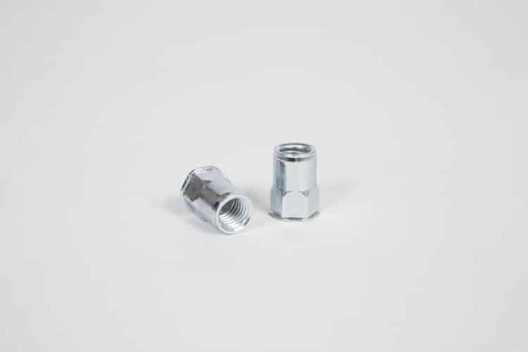 Partially hexagonal reduced head threaded inserts made of galvanized steel