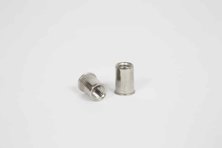 Reduced-head stainless steel knurled threaded inserts