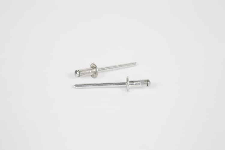 Rivetti unigrip in alluminio chiodo acciaio zincato